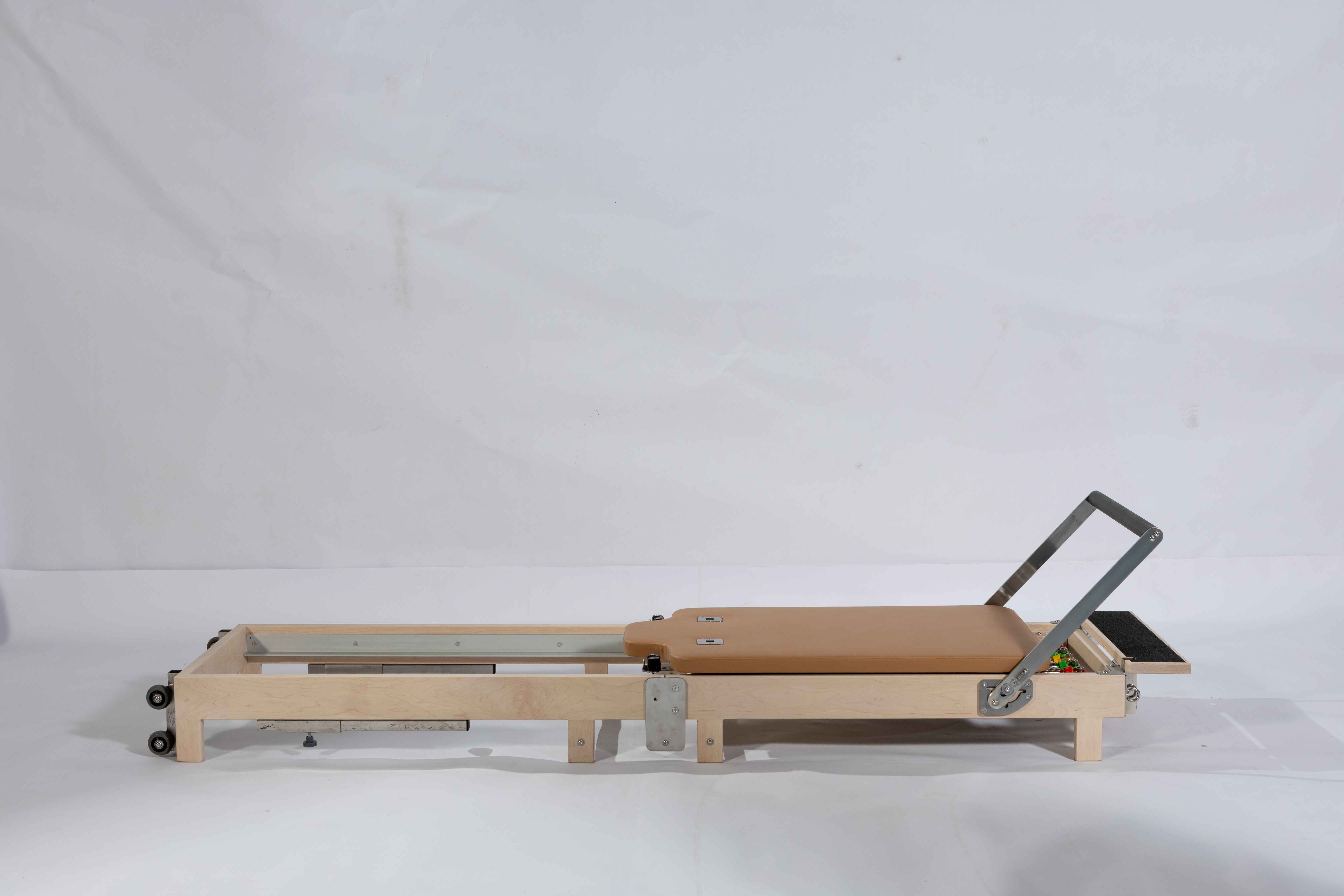 Maple Wood Pilates Reformer, A - Pilates & Yoga Studio Alineacion ulasan dan harga