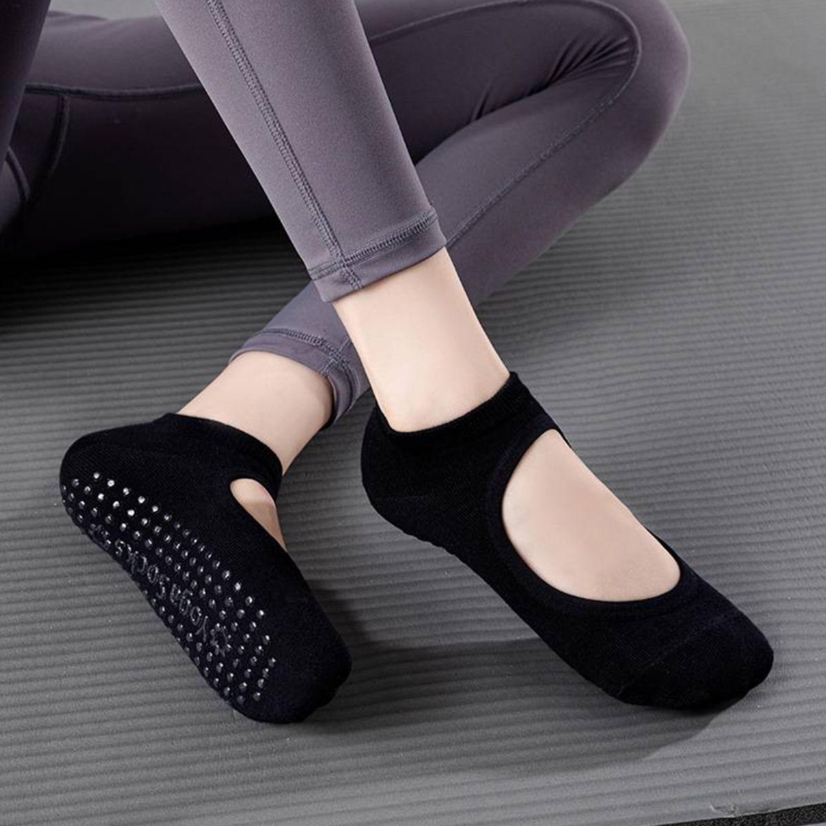 Non-Slip Yoga Socks for Women  - Pilates Yoga Top ulasan dan harga